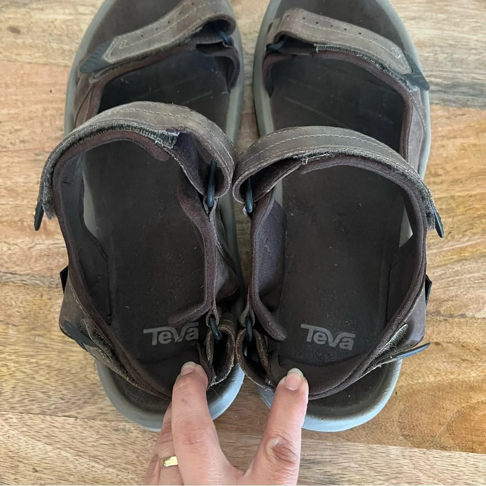 Teva Langdon River Dark Brown Sandal Size 14